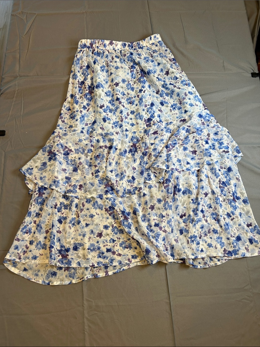Women's White, blue & purple Floral Tiered Maxi Skirt